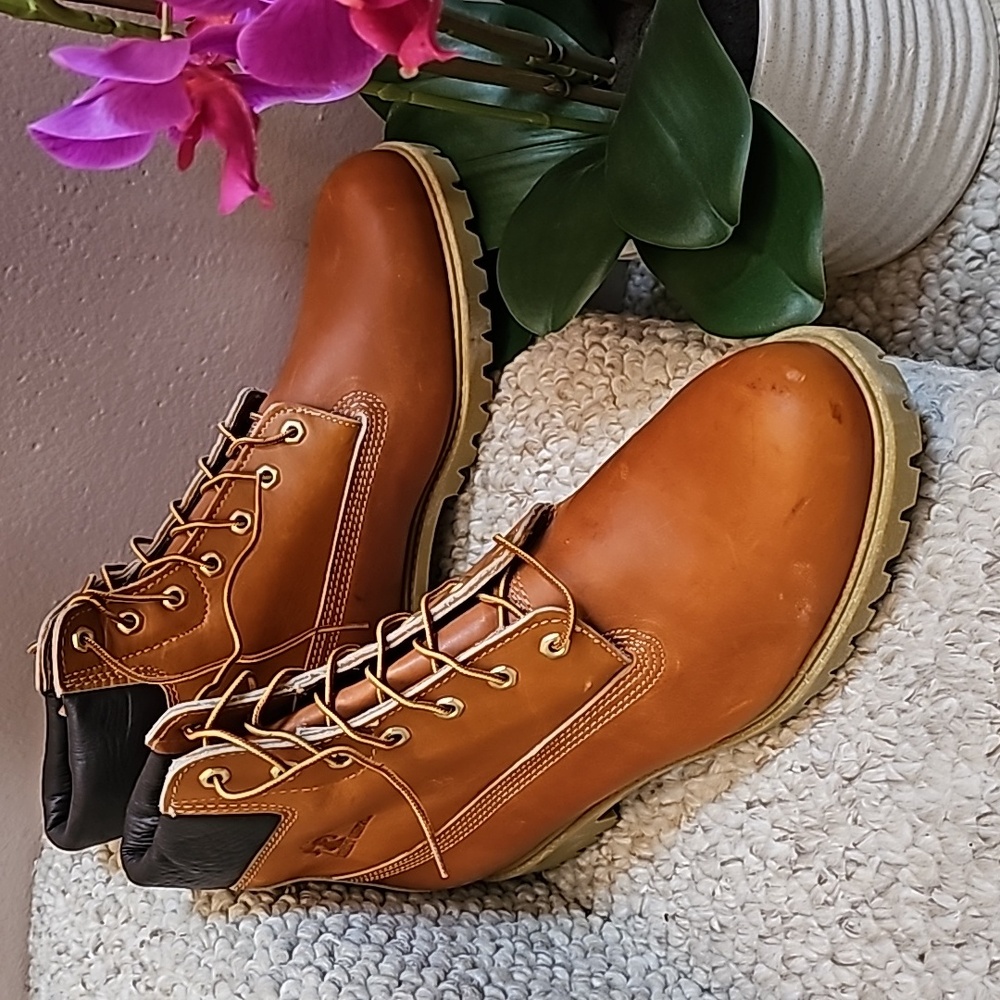 Rocky Boots Men's work boots. Gen. Leather & Vintage size 13W. Never worn